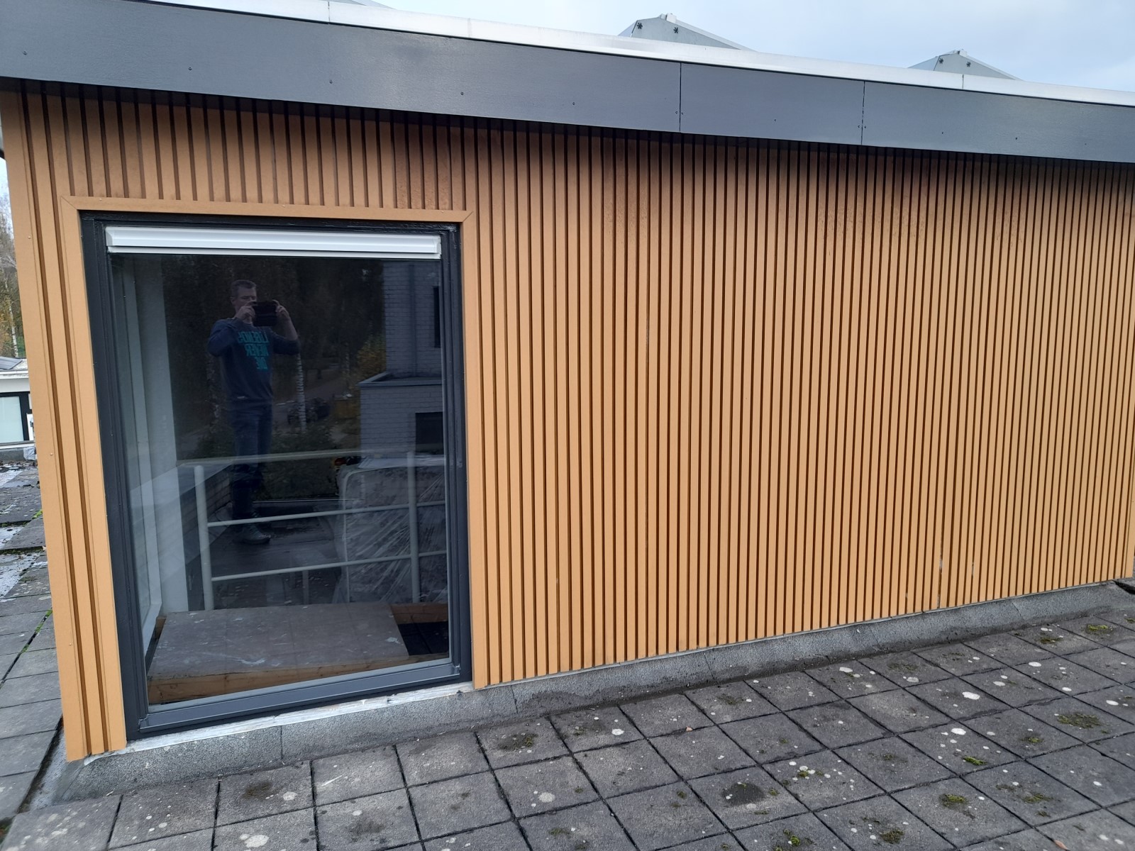 ontdek de voordelen van composiet gevelbekleding